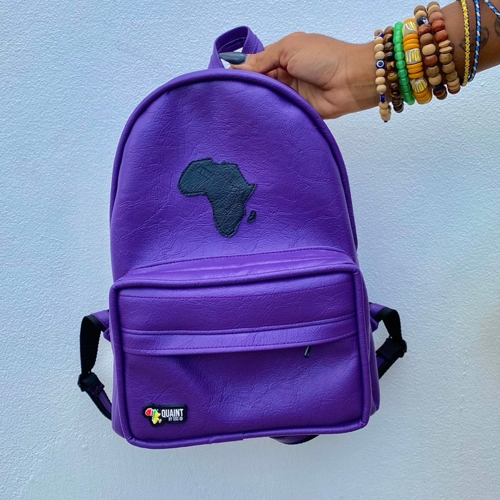 I AM CONNECTED - Motherland Backpack